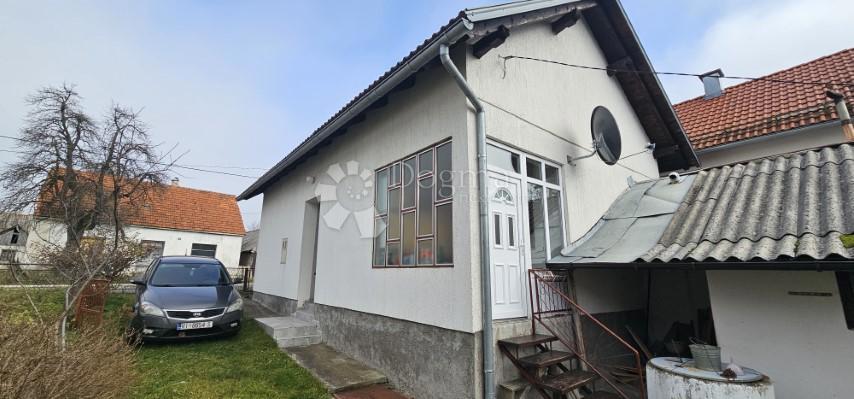 Hiša Donji Lapac, 50m2