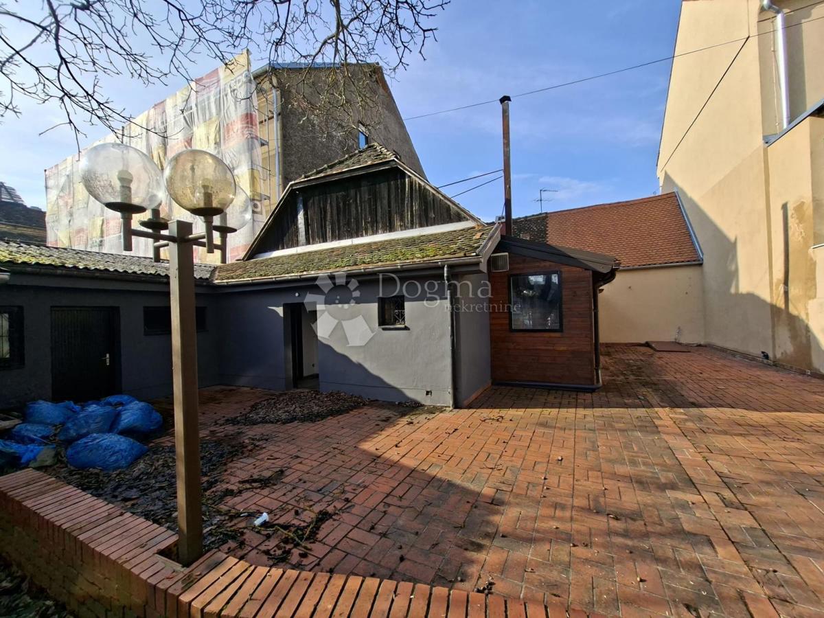 Poslovni prostor Centar, Sisak, 133m2