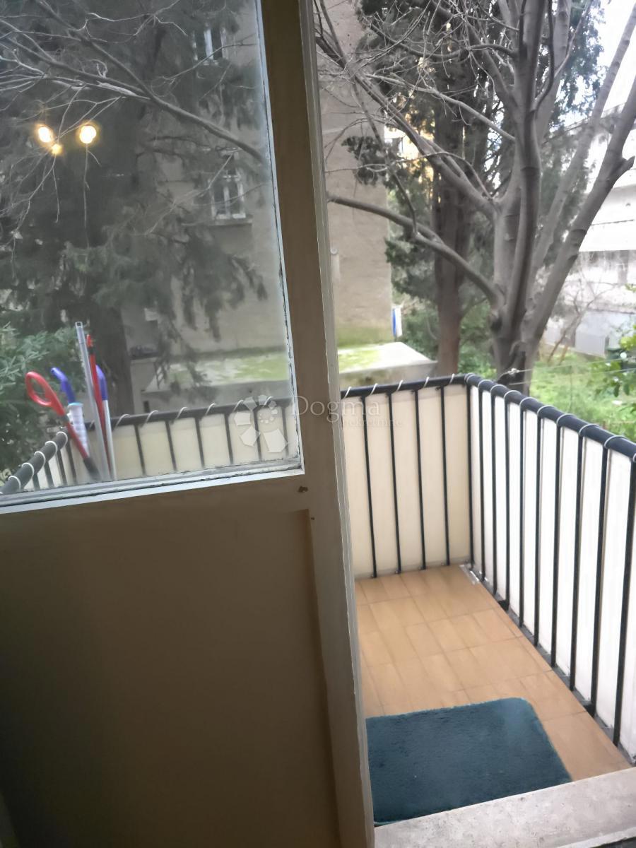 Stanovanje Bol, Split, 70m2