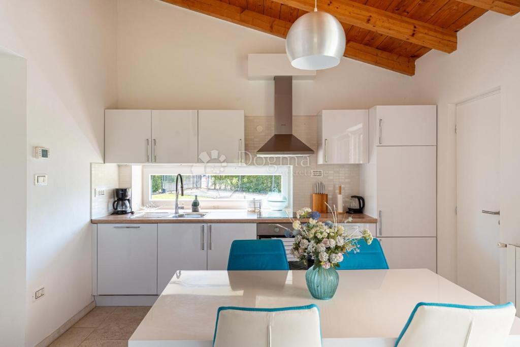 Hiša Sveti Petar u Šumi, Sveti Petar U Šumi, 85m2