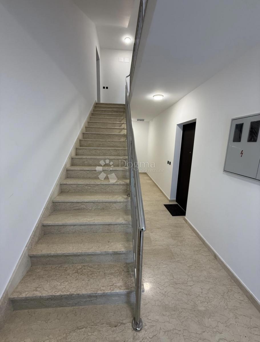 Apartma Sukošan, 62m2