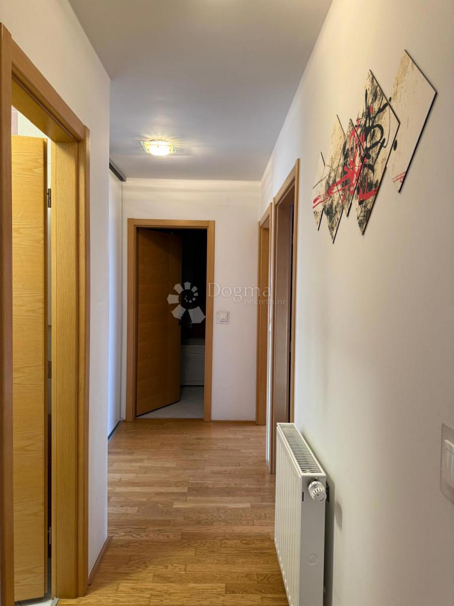 Stanovanje Centar, Varaždin, 69,60m2