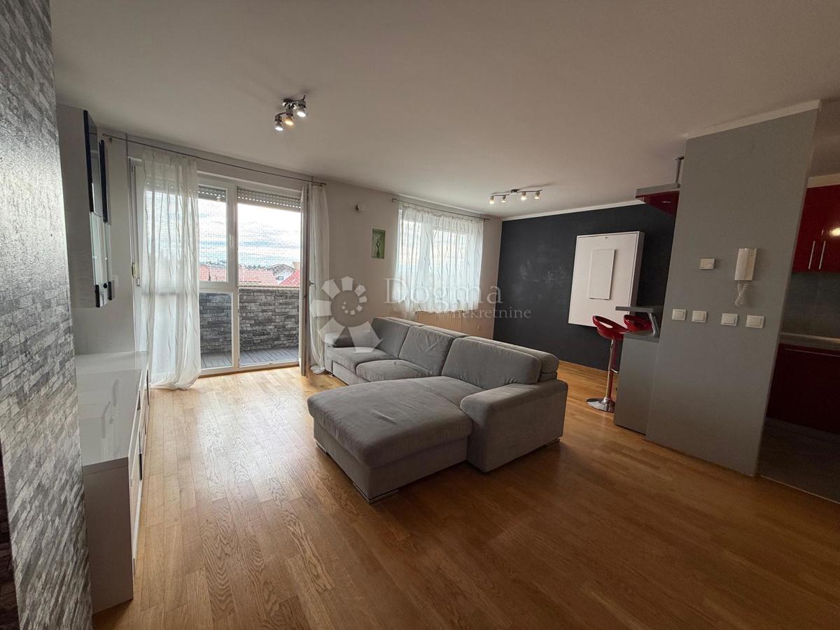 Stanovanje Centar, Varaždin, 69,60m2