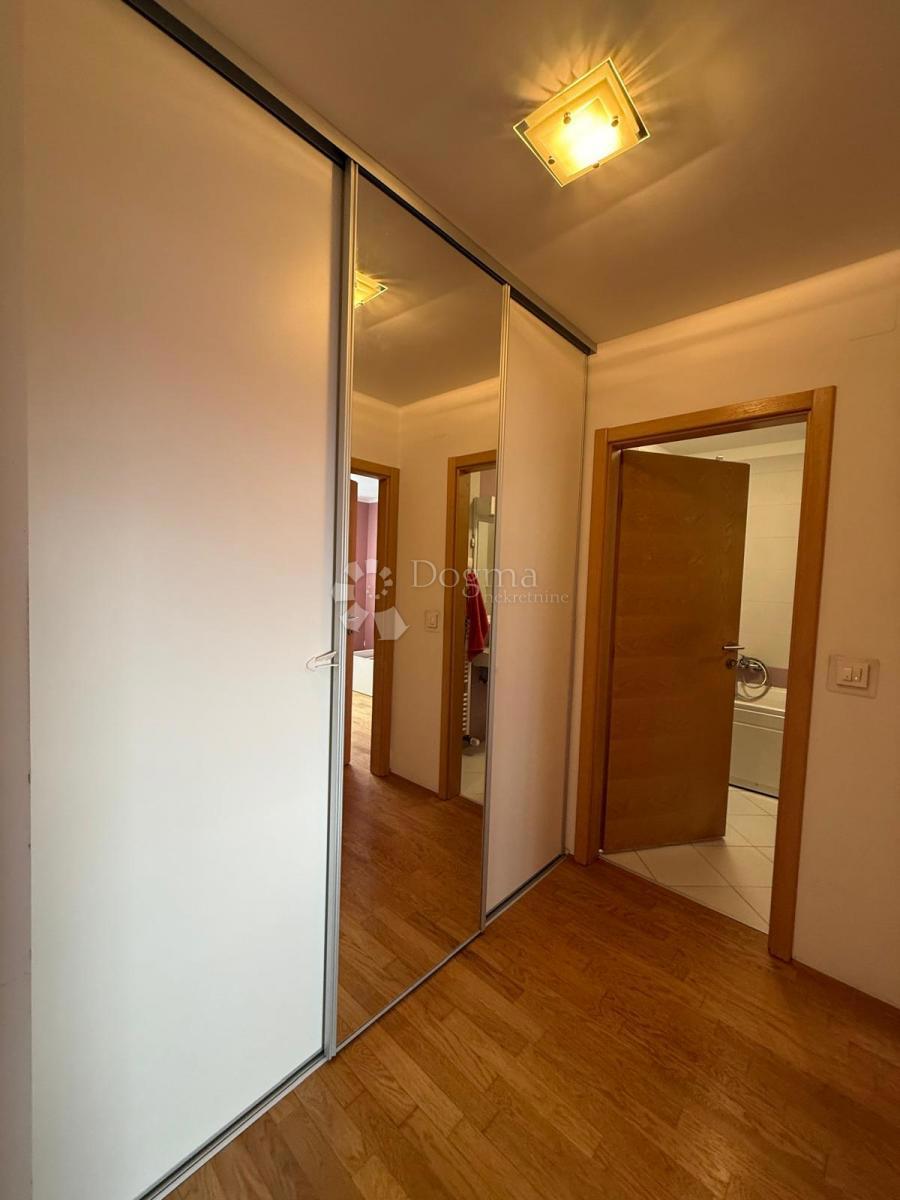 Stanovanje Centar, Varaždin, 69,60m2