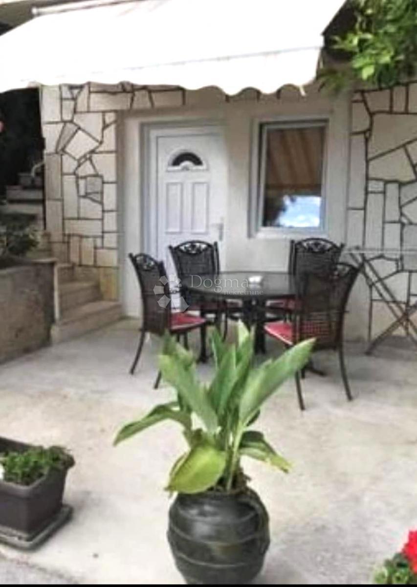 Stanovanje Podgora, 89,96m2