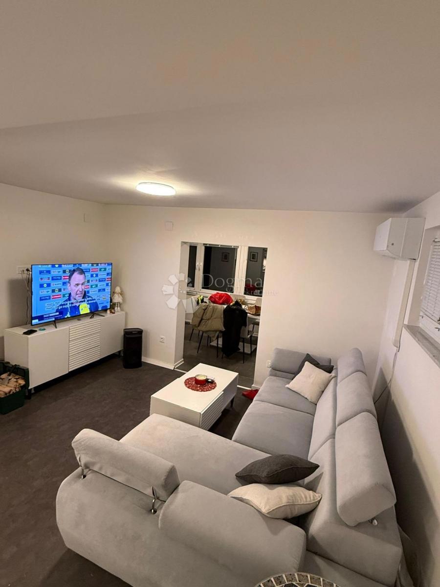 Hiša Vlaškovec, Jastrebarsko - Okolica, 70m2