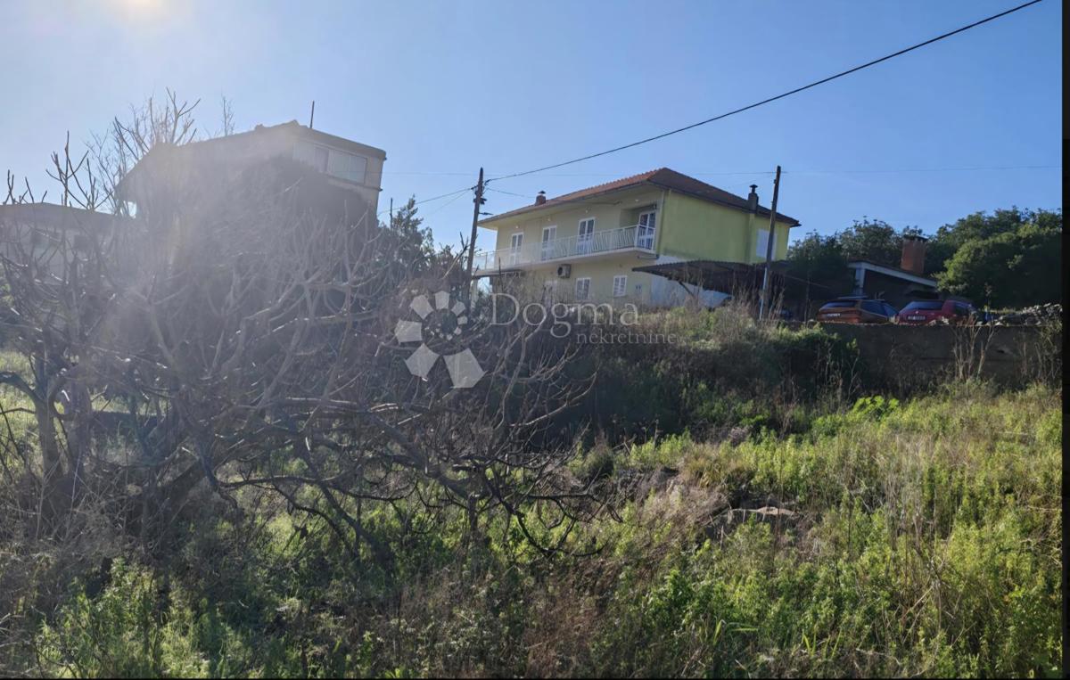 Hiša Vela Luka, 324m2