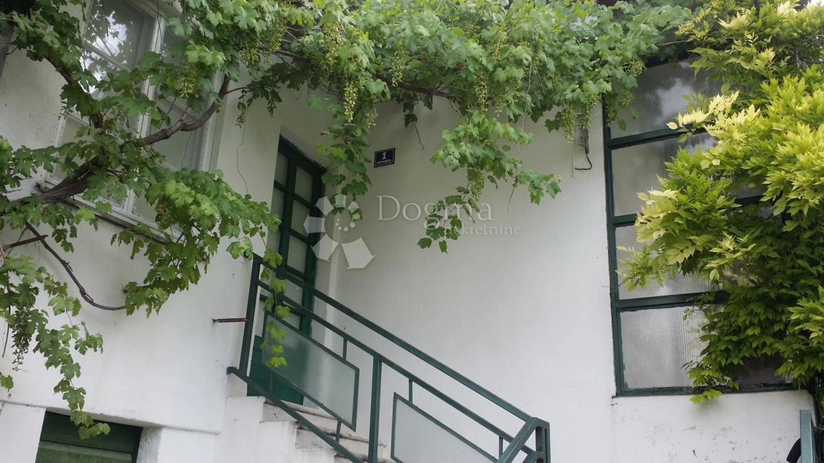 Hiša Kaštel Štafilić, Kaštela, 210m2