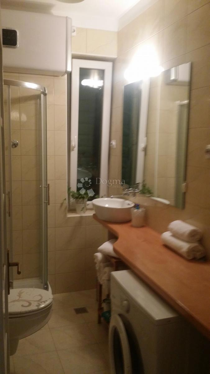 Hiša Kaštel Štafilić, Kaštela, 210m2