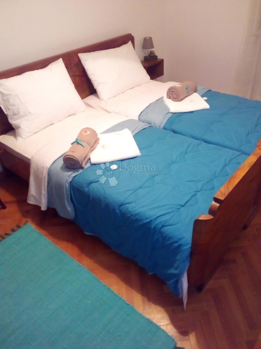 Hiša Kaštel Štafilić, Kaštela, 210m2