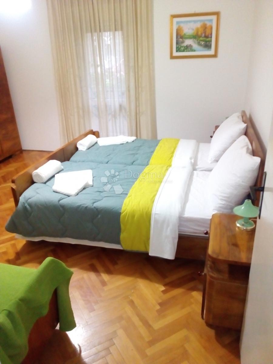 Hiša Kaštel Štafilić, Kaštela, 210m2