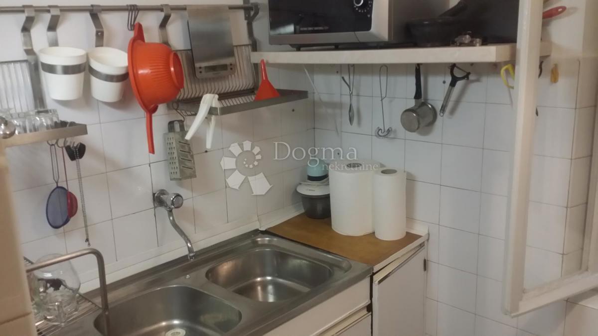 Hiša Kaštel Štafilić, Kaštela, 210m2