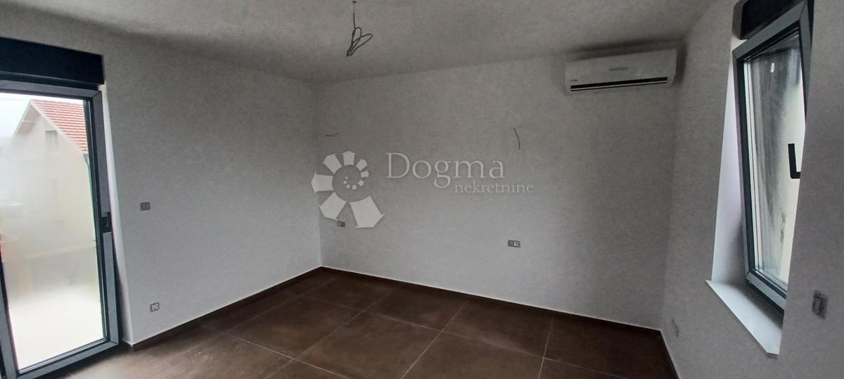 Stanovanje Retfala, Osijek, 104,52m2