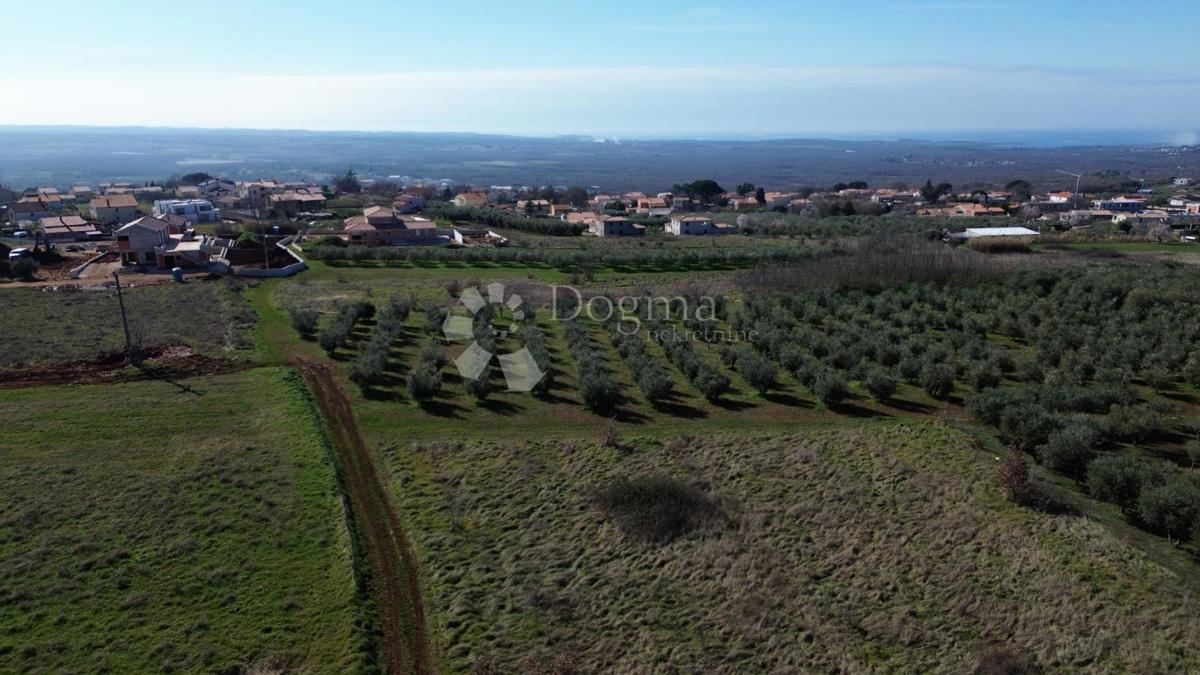 Zazidljivo zemljišče Kaštelir, Kaštelir-Labinci, 1.200m2