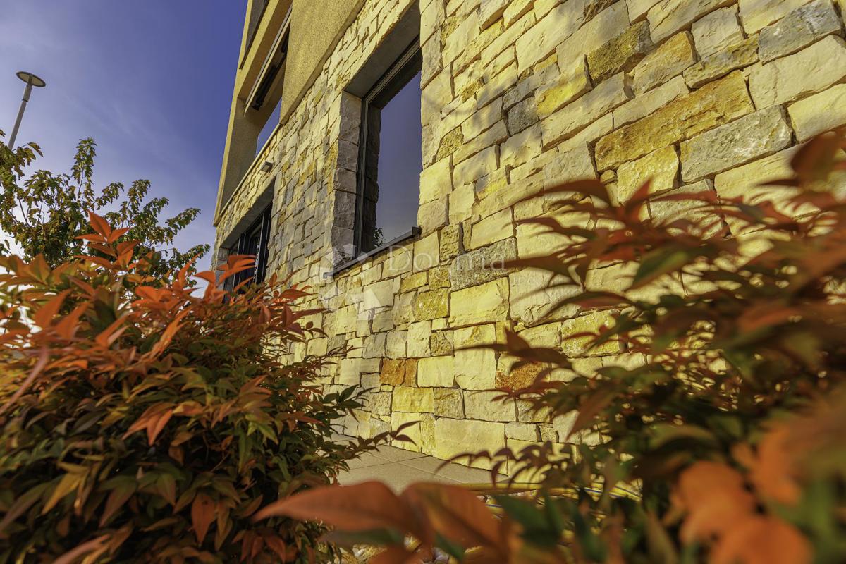 APARTMA 2S+DNEVNA SOBA v sklopu luksuznega naselja