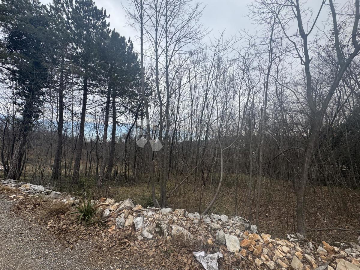 Zazidljivo zemljišče Drenova, Rijeka, 2.471m2