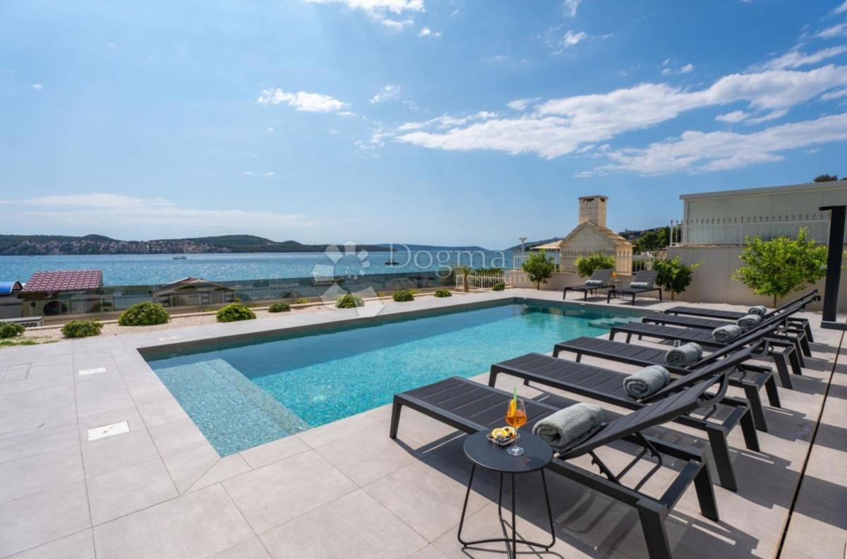 Hiša Seget Donji, Seget, 385m2