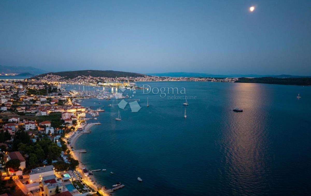 Hiša Seget Donji, Seget, 385m2