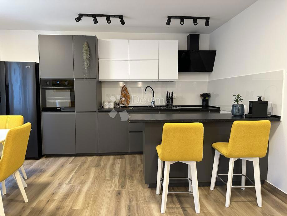 Stanovanje Mučići, Matulji, 72,43m2