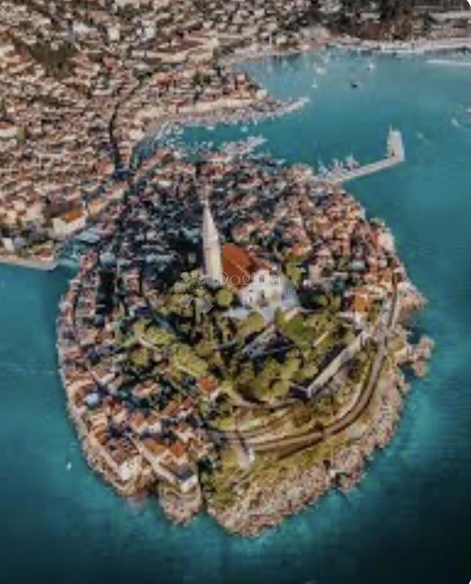 Poslovni prostor Rovinj, 124m2