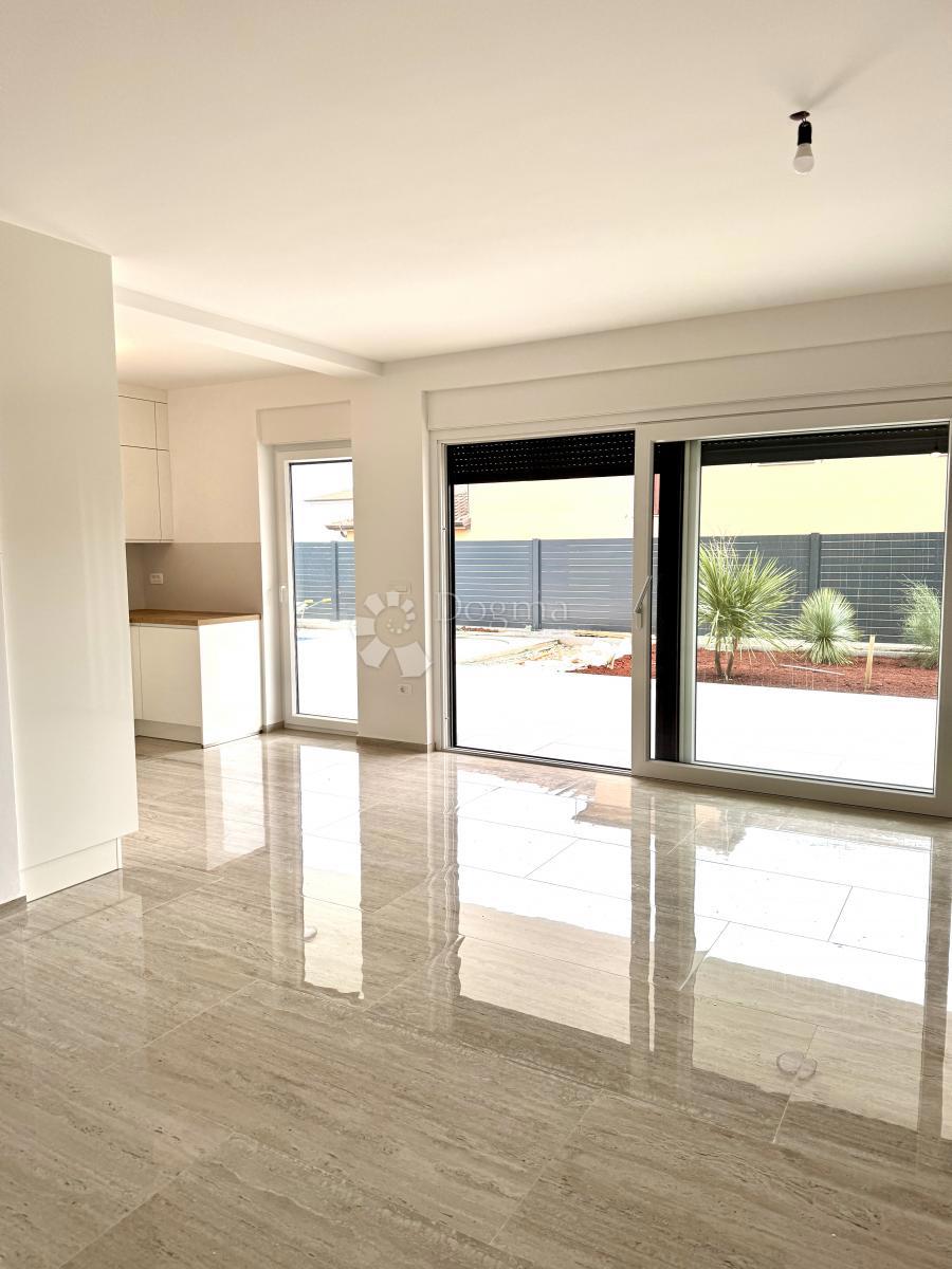 Stanovanje Novigrad, 123,63m2