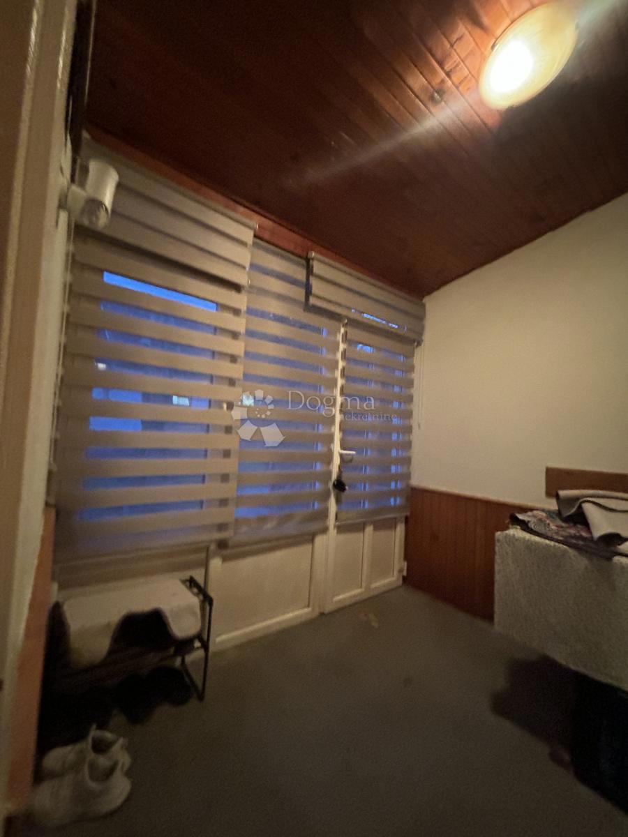 Stanovanje Centar, Vinkovci, 64m2