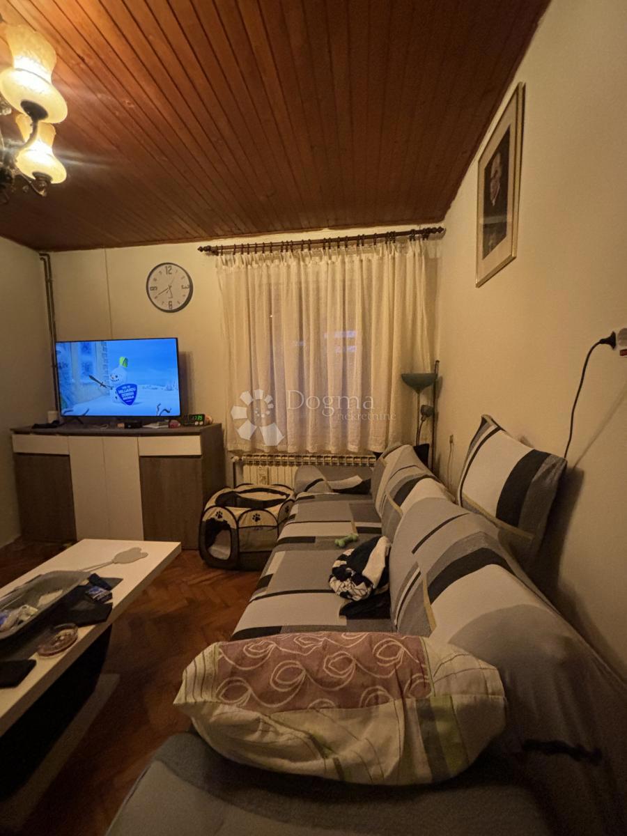 Stanovanje Centar, Vinkovci, 64m2