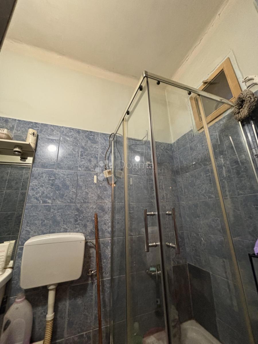 Stanovanje Centar, Vinkovci, 64m2