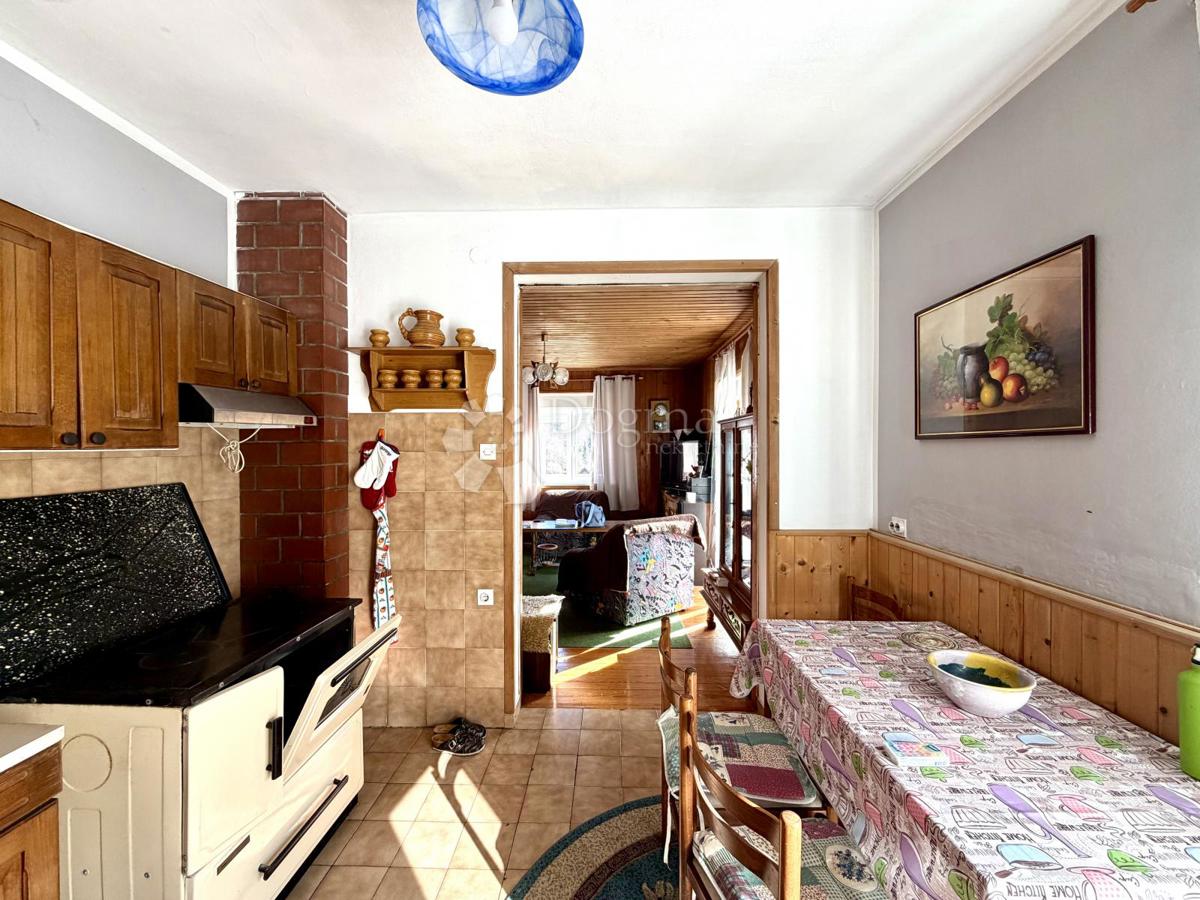 Hiša Sunger, Mrkopalj, 253m2