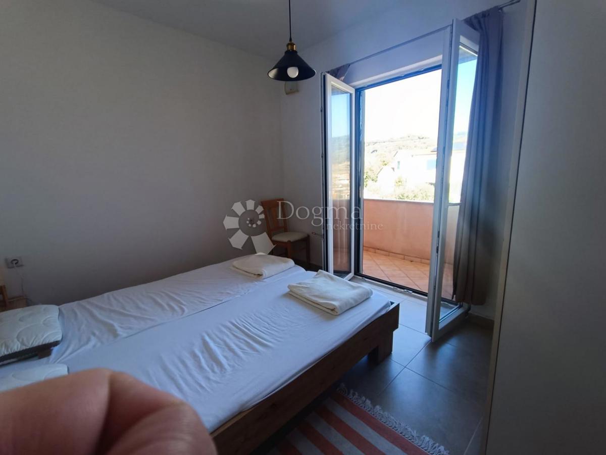 Apartma 46 m² z balkonom in teraso – Palit, Rab