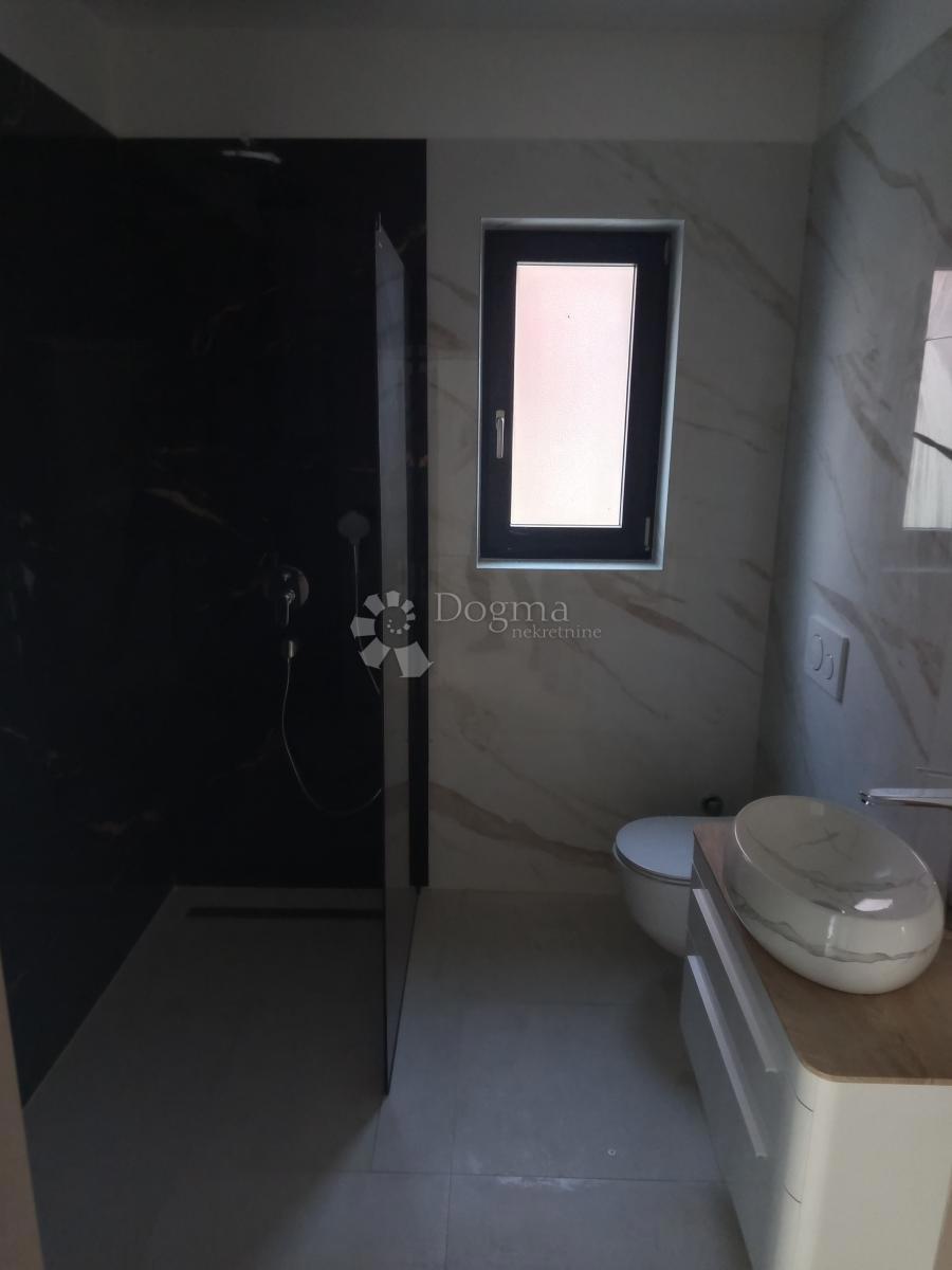 Stanovanje Pješčana Uvala, Medulin, 63,87m2