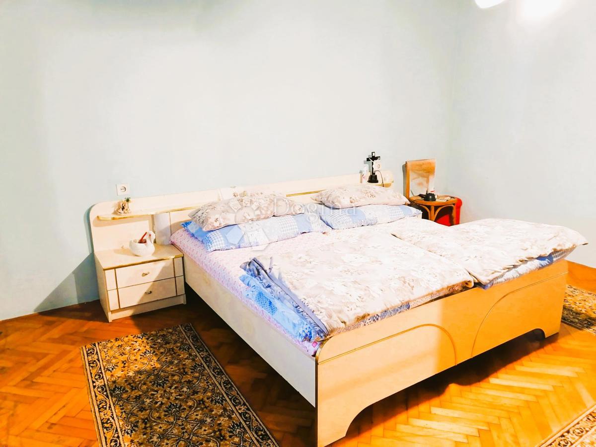 Hiša Prekno, Vidovec, 200m2