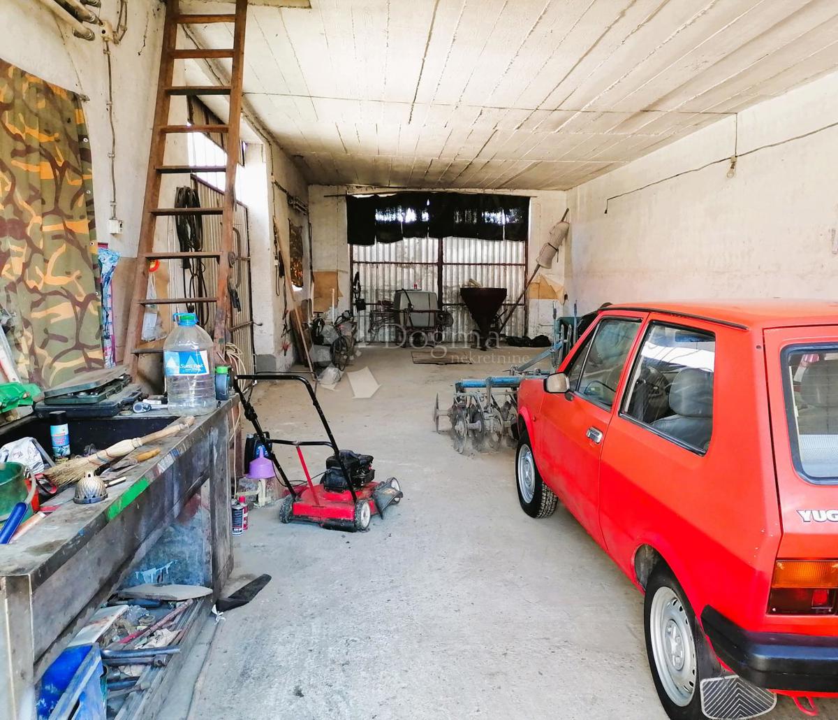 Hiša Prekno, Vidovec, 200m2