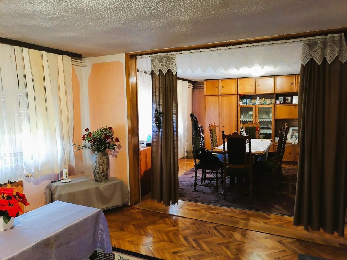 Hiša Prekno, Vidovec, 200m2