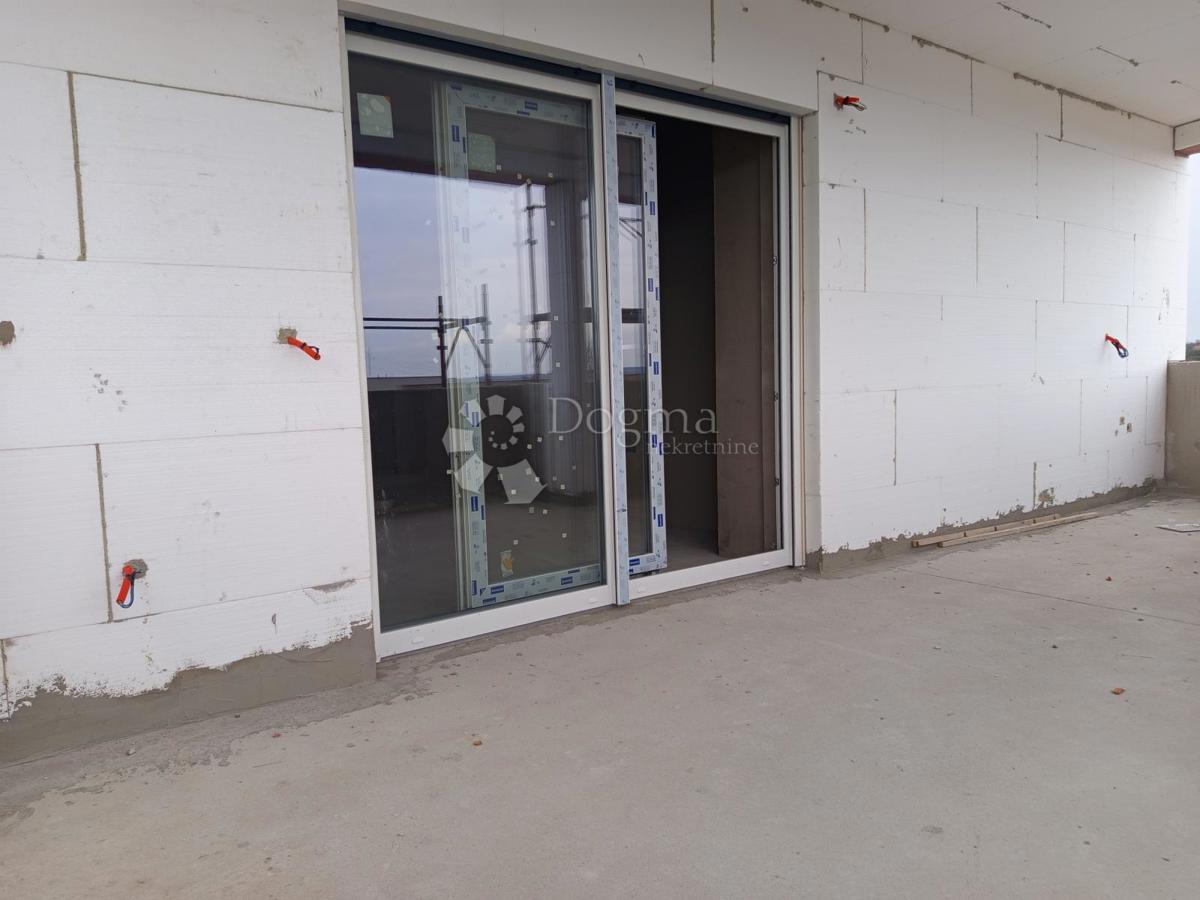 Stanovanje Monteserpo - Komunal, Pula, 42,75m2