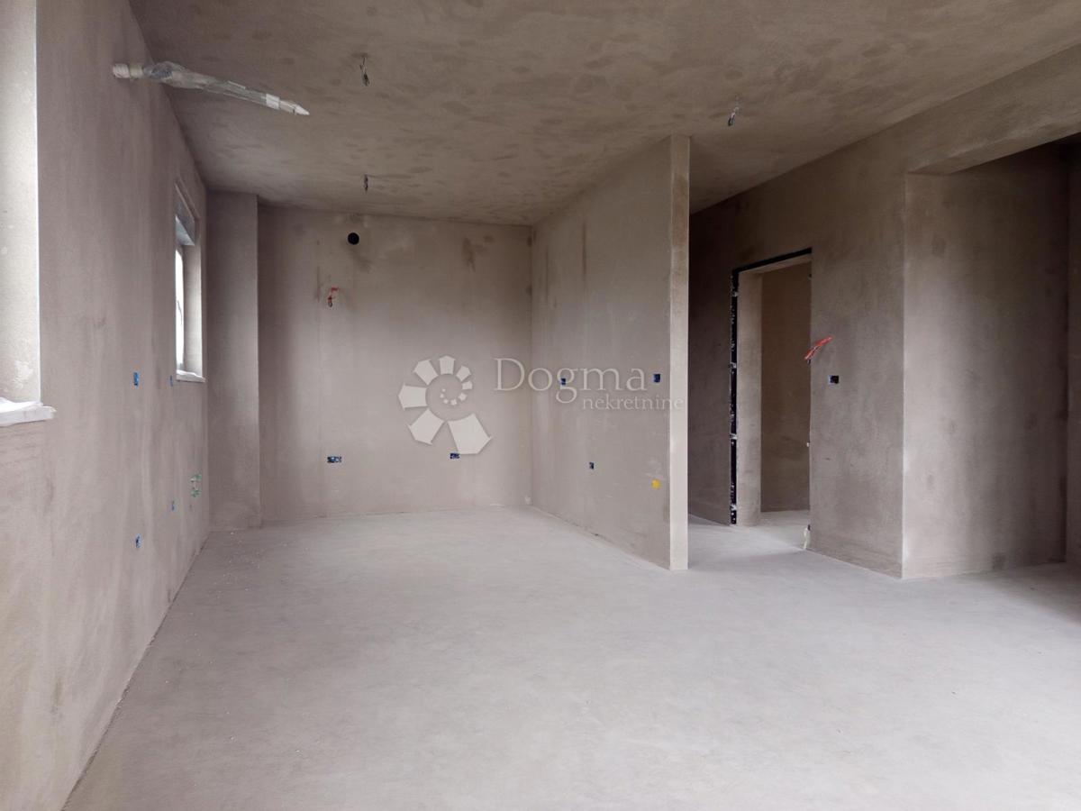 Stanovanje Monteserpo - Komunal, Pula, 42,75m2