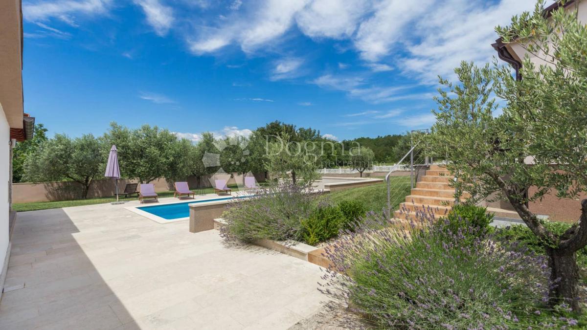 Hiša Kaštelir, Kaštelir-Labinci, 150m2