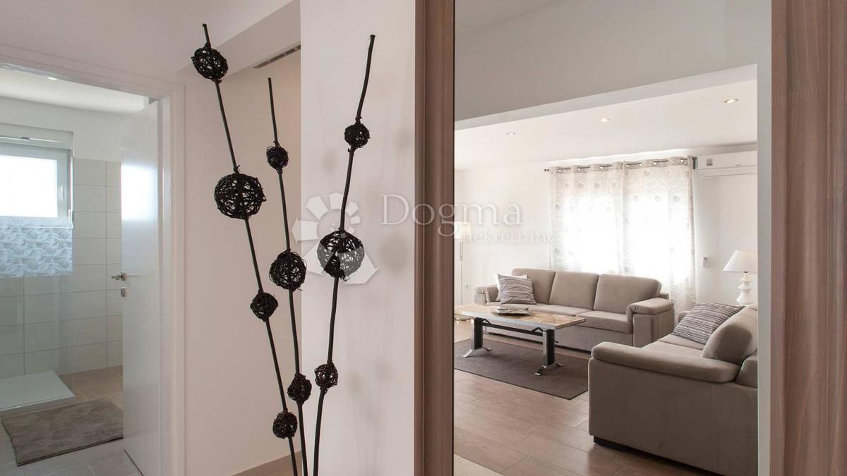 Hiša Kaštelir, Kaštelir-Labinci, 150m2