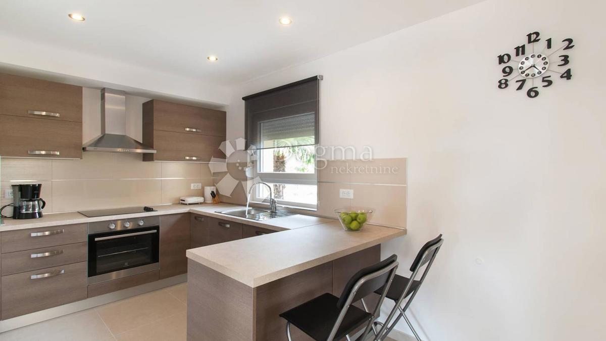 Hiša Kaštelir, Kaštelir-Labinci, 150m2