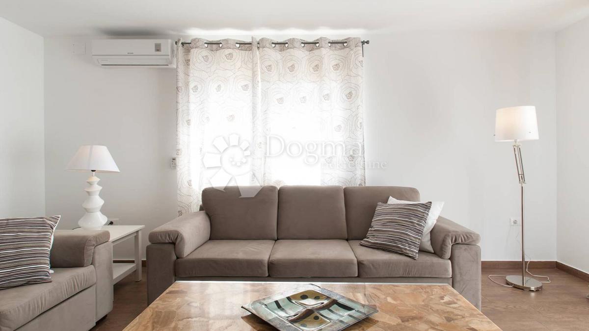 Hiša Kaštelir, Kaštelir-Labinci, 150m2