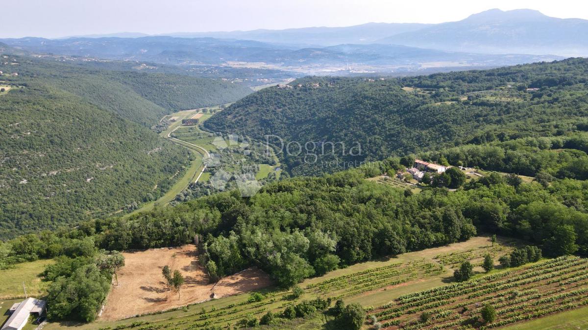 Zemljišče Šumber, Sveta Nedelja, 4.153m2