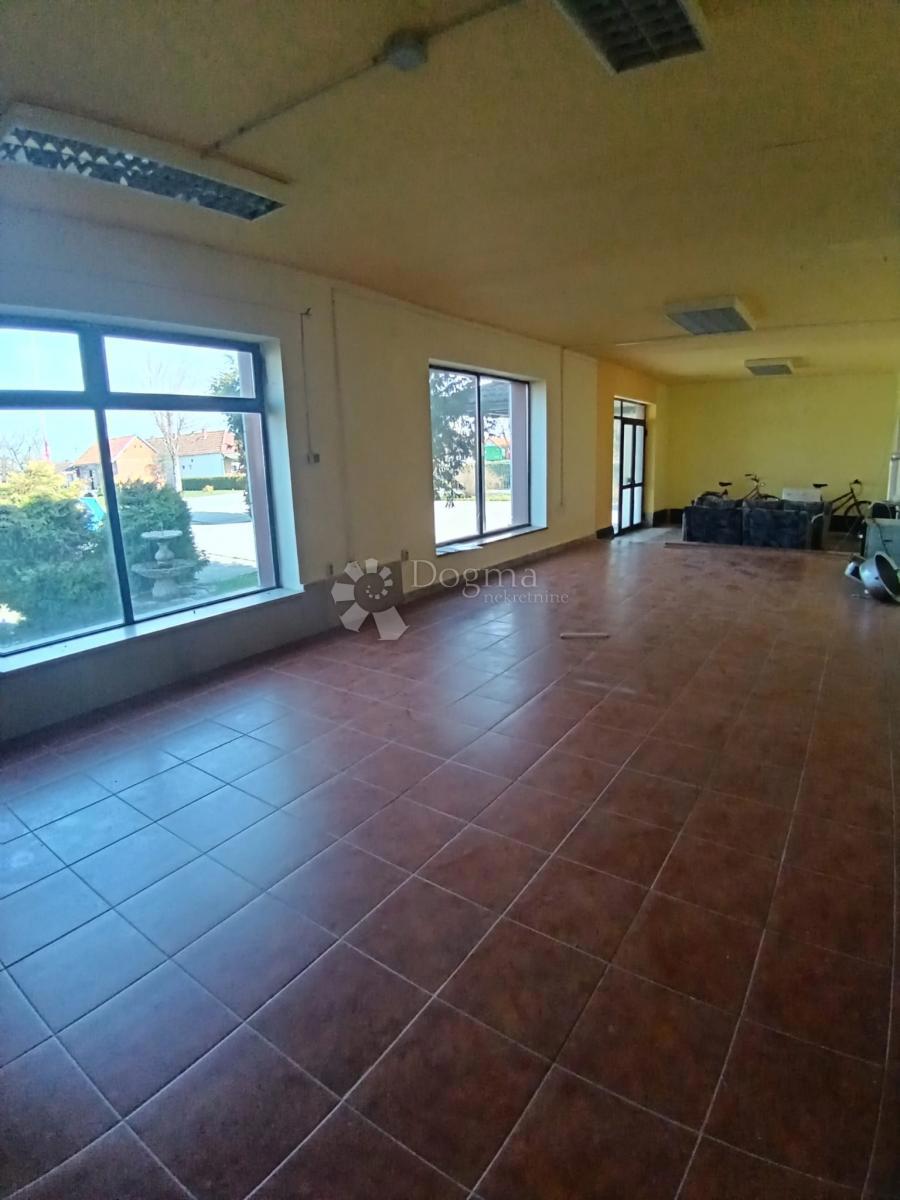 Hiša Bajer, Virovitica, 312m2