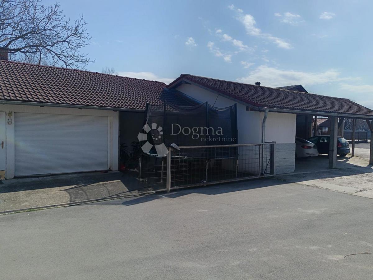 Hiša Bajer, Virovitica, 312m2