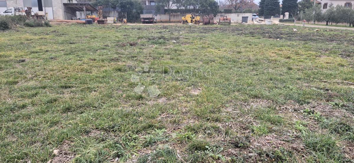 Zazidljivo zemljišče Monteserpo - Komunal, Pula, 700m2