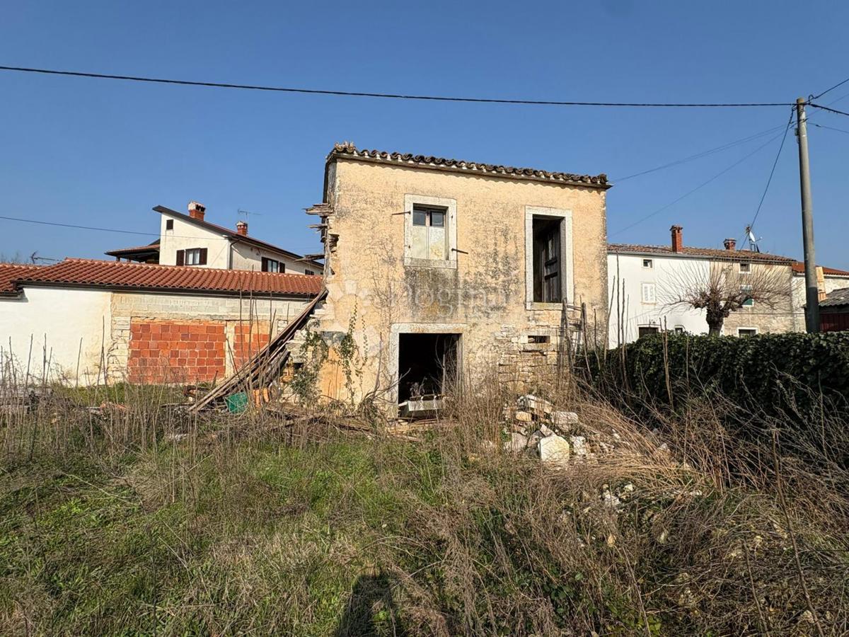 Hiša Muntrilj, Tinjan, 40m2