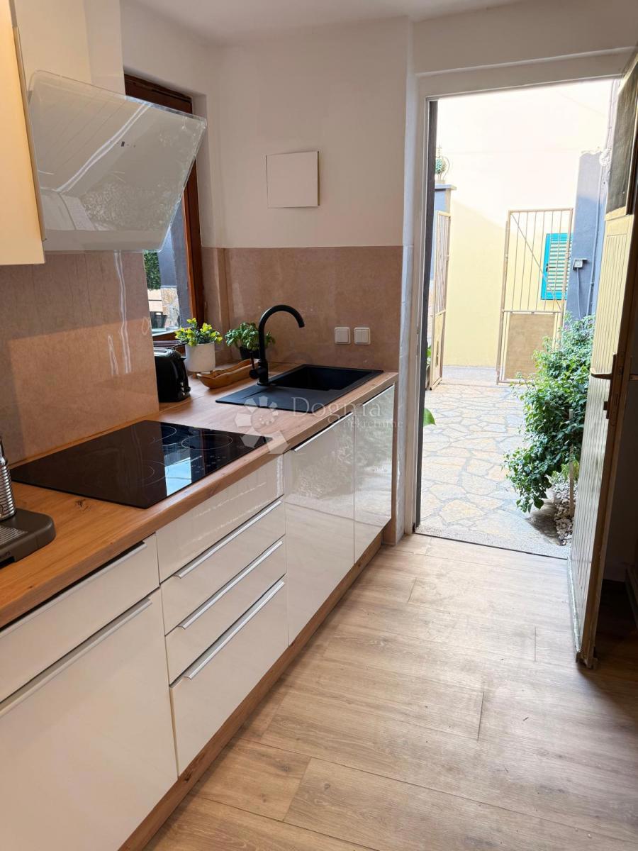 Hiša Kukljica, 70m2