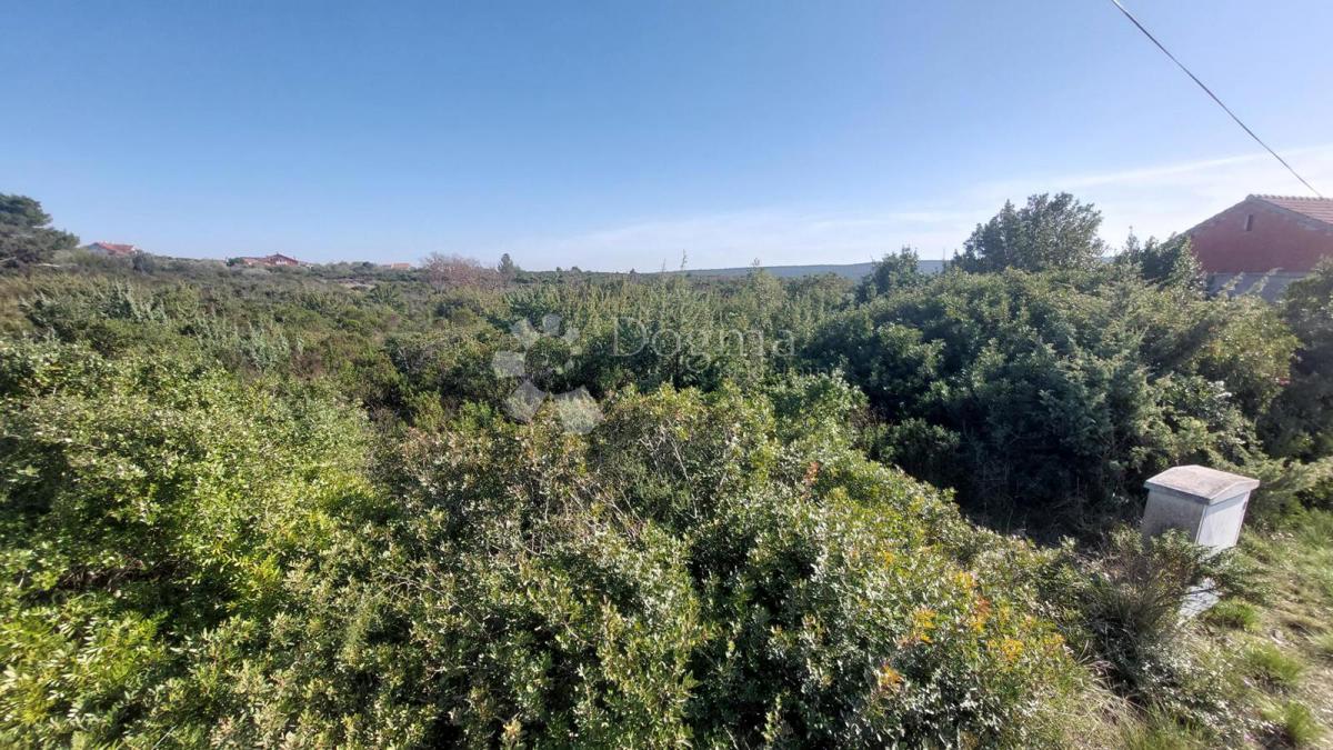 Zazidljivo zemljišče Debeljak, Sukošan, 660m2