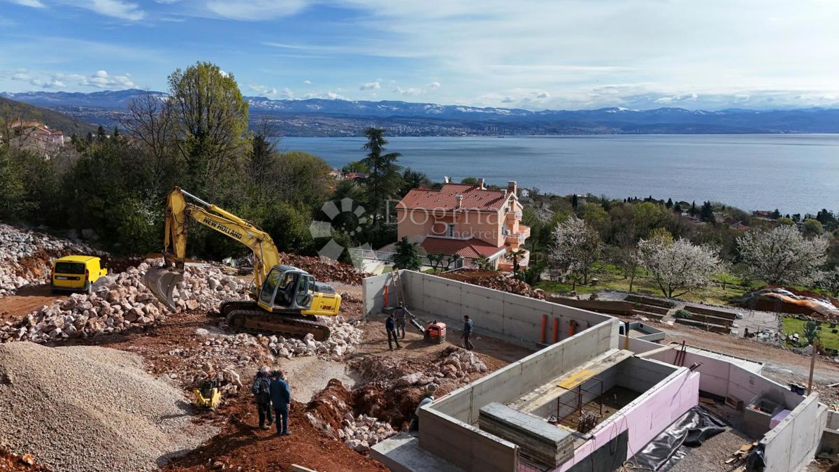 Stanovanje Lovran, 122m2