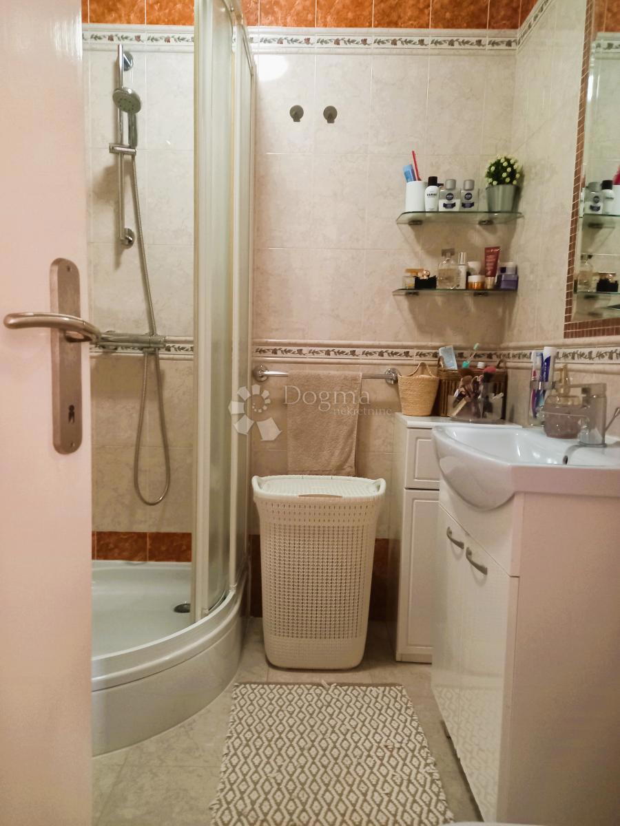 Podmurvice, stanovanje, 68,37 m2, pogled na morje