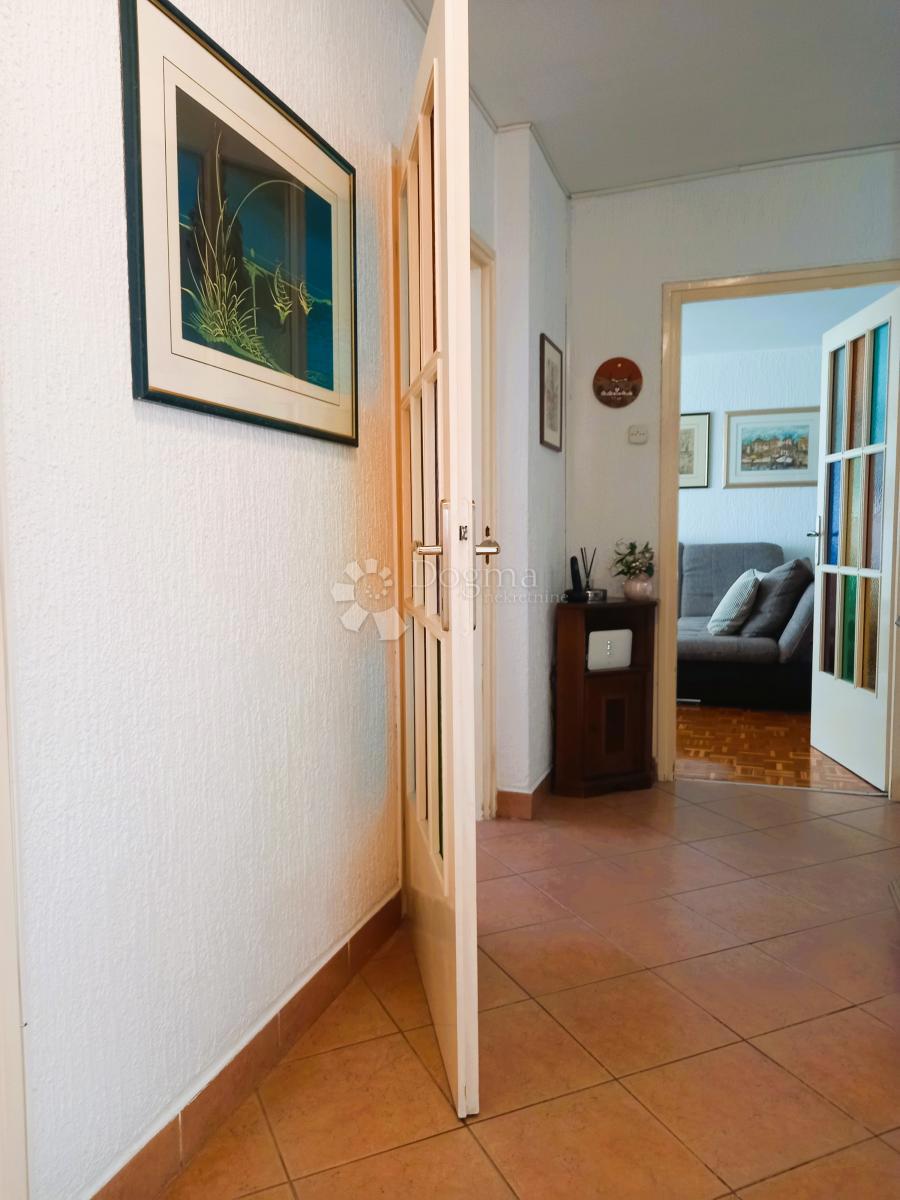 Podmurvice, stanovanje, 68,37 m2, pogled na morje